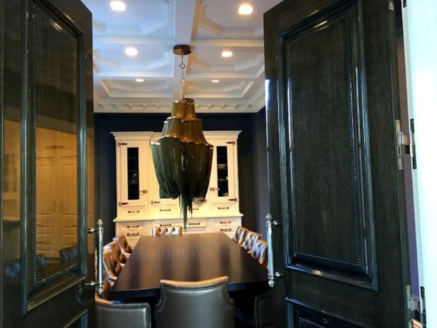 EuroStyle Painting luxury dining room fine finish project