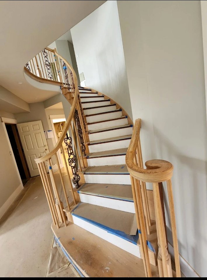 Staircase railing before painting